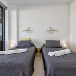 Vivi Homes - Sana Pool, Sauna, Gym & * توريمولينوس