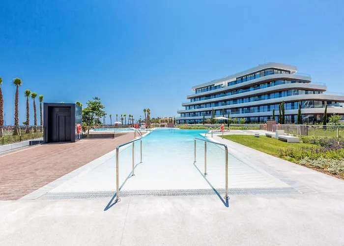 Vivi Homes - Sana Pool, Sauna, Gym & Lägenhet Torremolinos