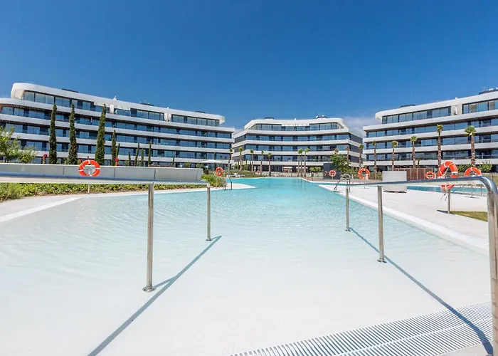 Vivi Homes - Sana Pool, Sauna, Gym & *