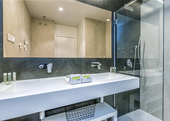 Vivi Homes - Sana Pool, Sauna, Gym & Torremolinos